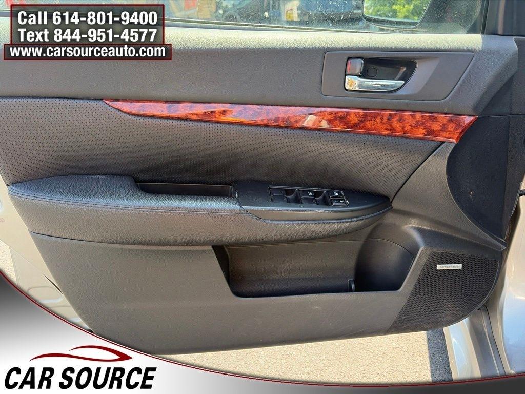 Subaru Legacy  2010