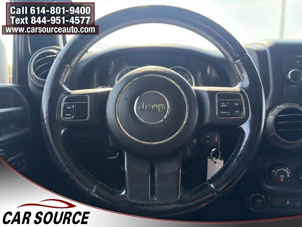 Jeep Wrangler Unlimited  2011