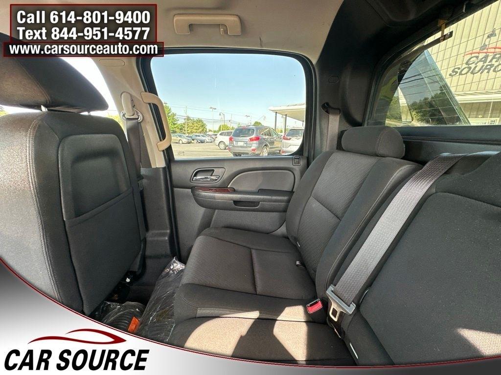 Chevrolet Avalanche  2013