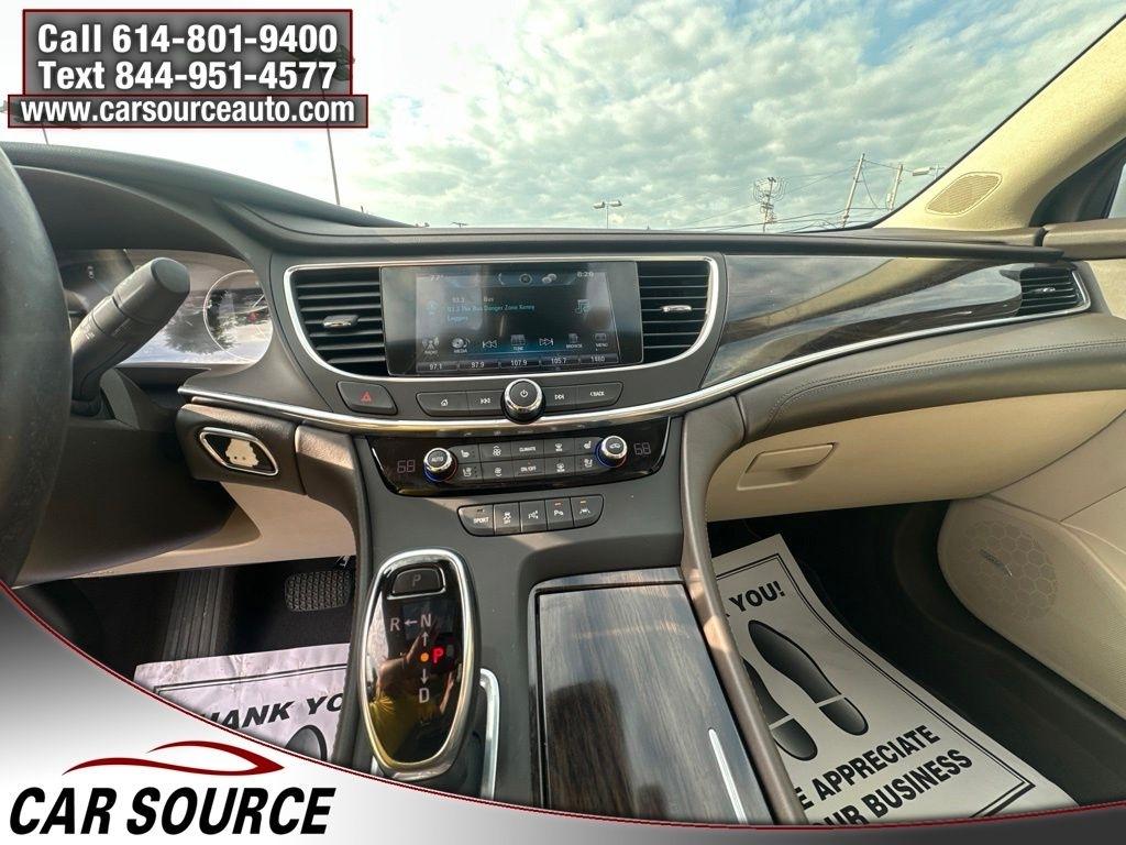 Buick LaCrosse  2017