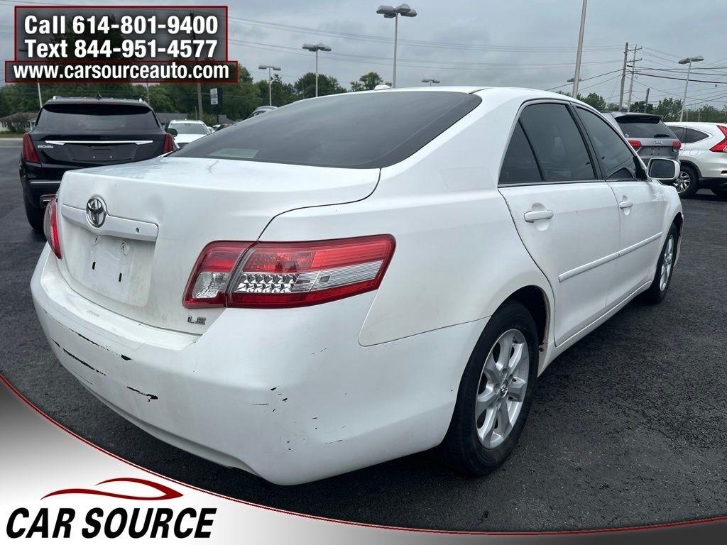 Toyota Camry  2011