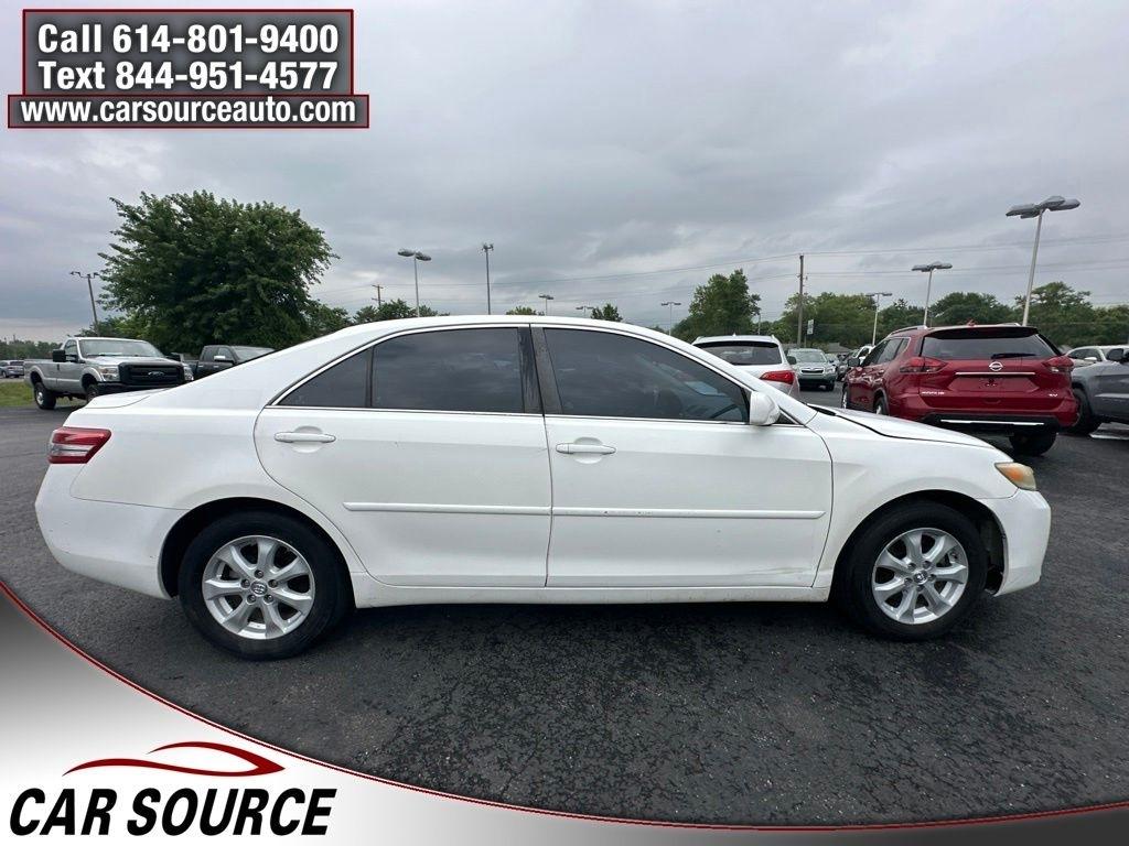 Toyota Camry  2011