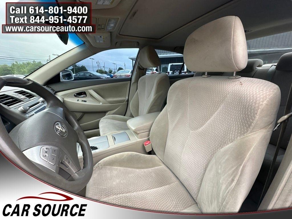 Toyota Camry  2011