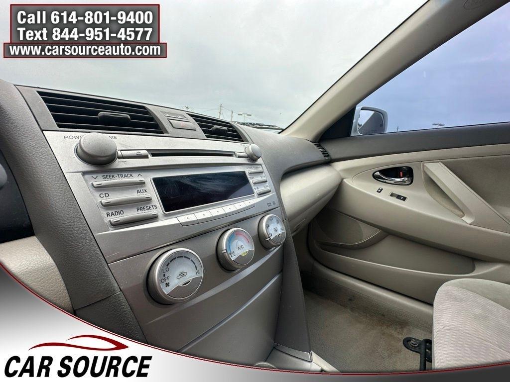 Toyota Camry  2011