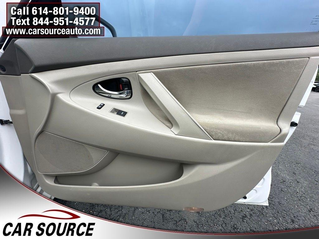Toyota Camry  2011