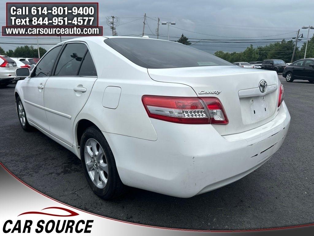 Toyota Camry  2011
