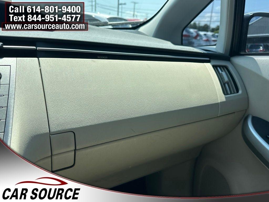 Toyota Prius  2014