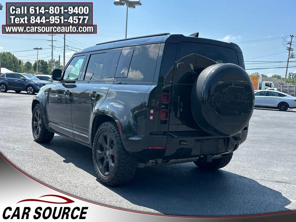 Land Rover Defender  2021