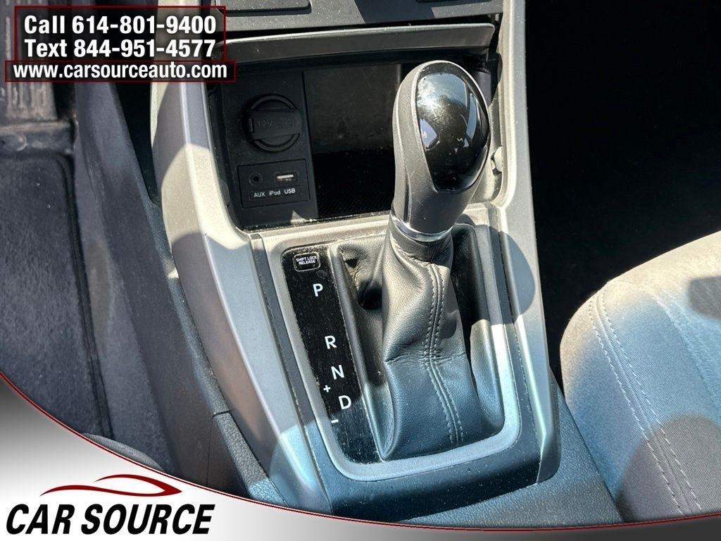Hyundai Elantra  2016
