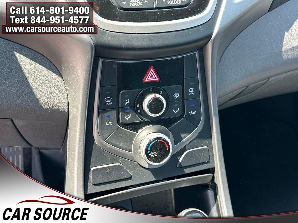 Hyundai Elantra  2016