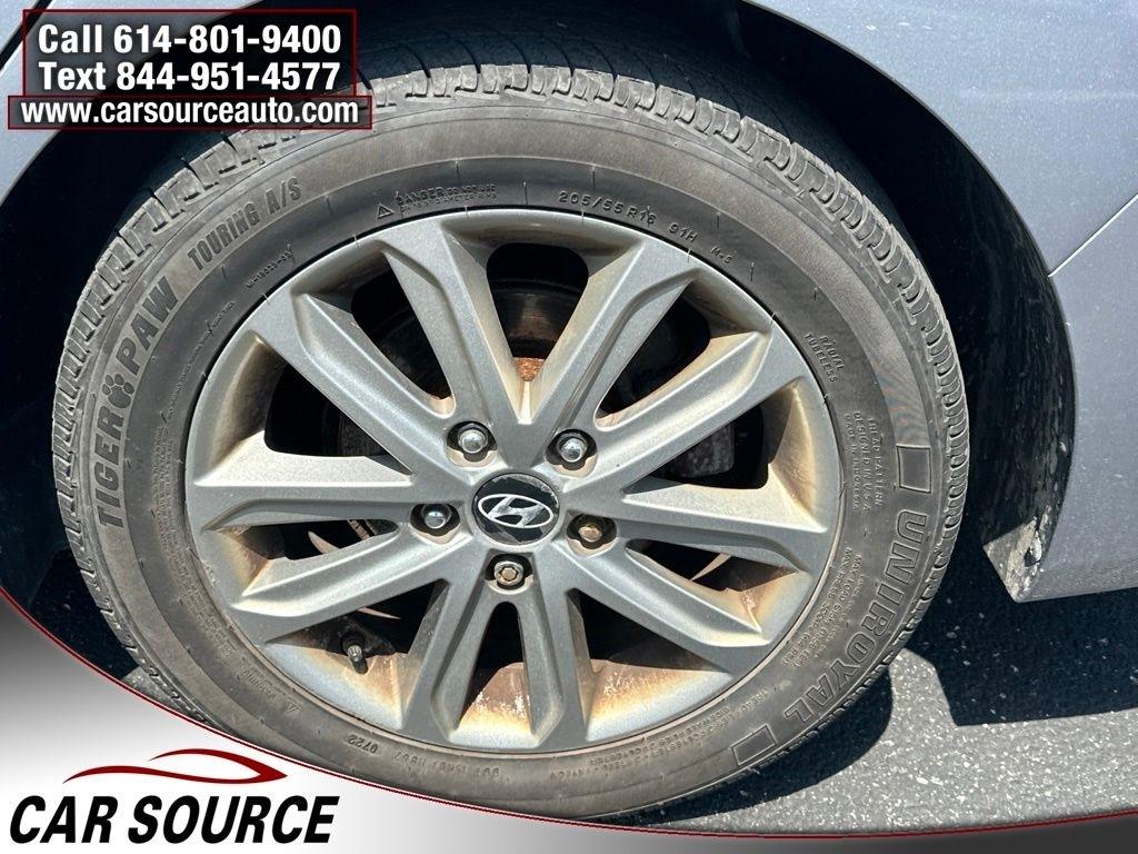 Hyundai Elantra  2016