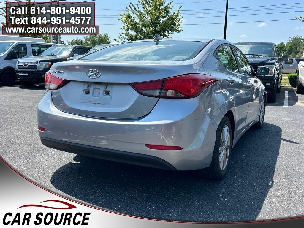 Hyundai Elantra  2016