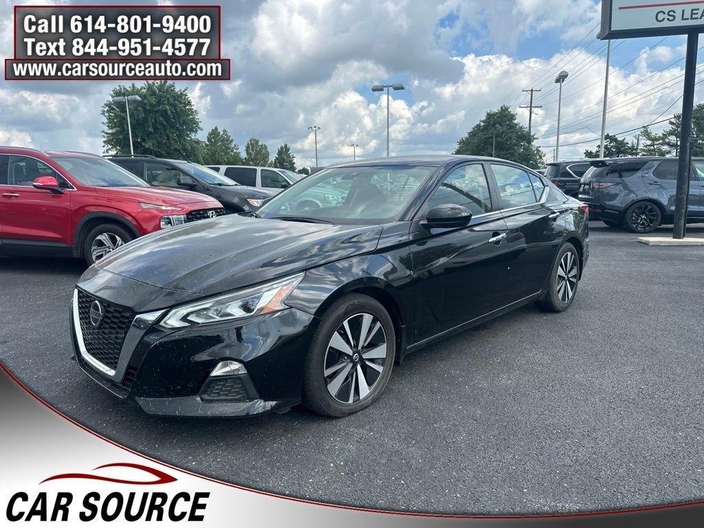 Nissan Altima  2022
