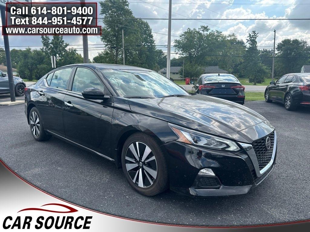 Nissan Altima  2022