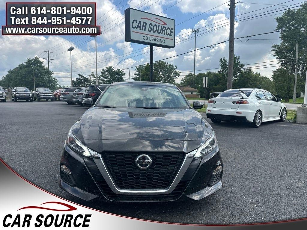 Nissan Altima  2022
