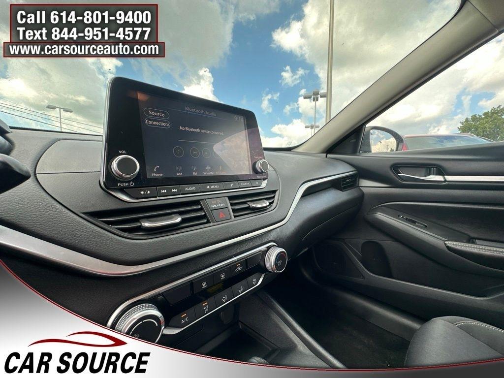 Nissan Altima  2022