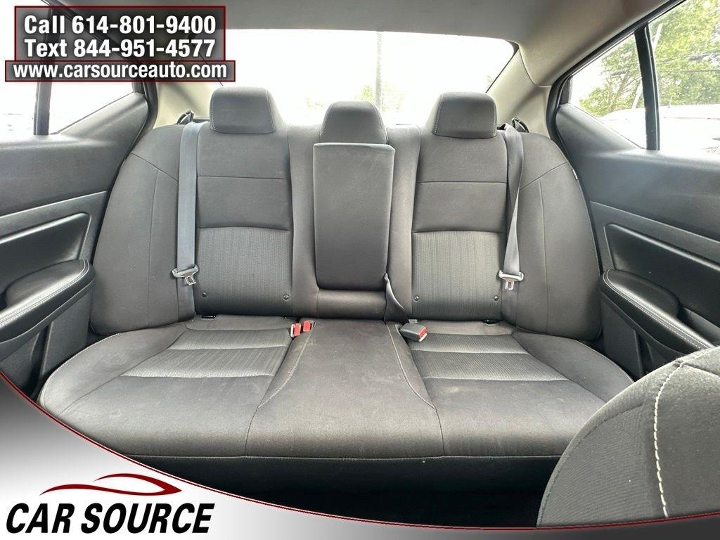 Nissan Altima  2022