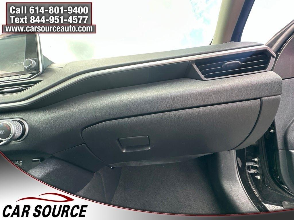 Nissan Altima  2022