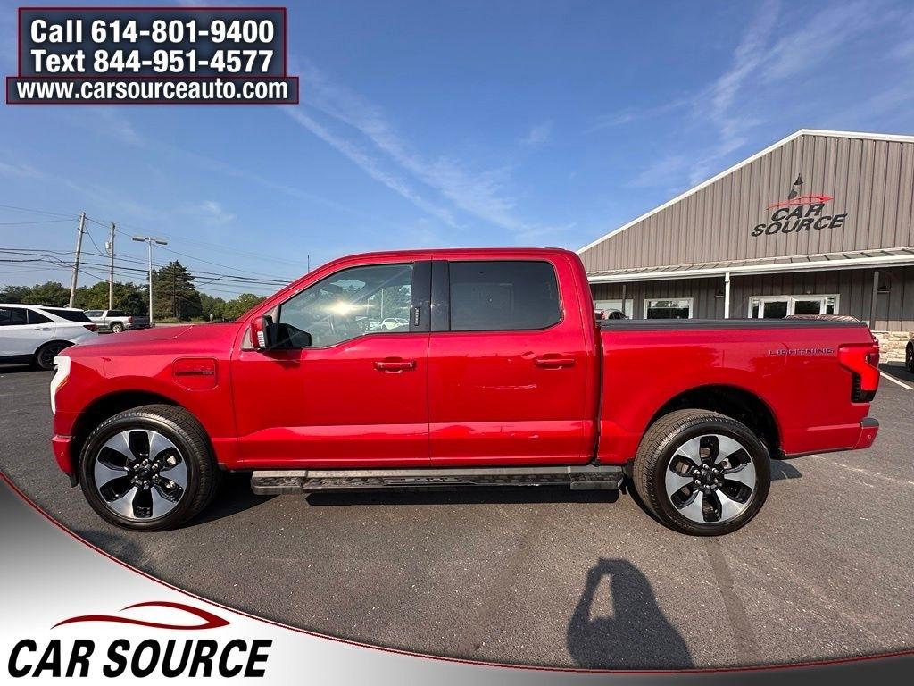 Ford F-150 Lightning  2022