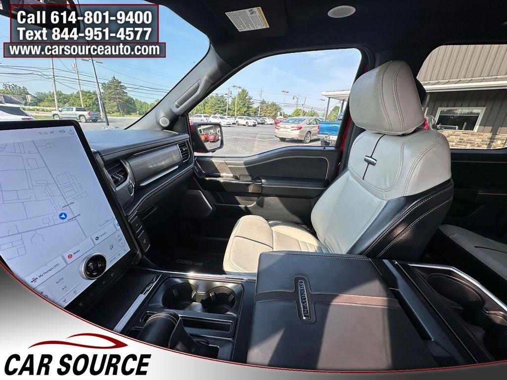 Ford F-150 Lightning  2022