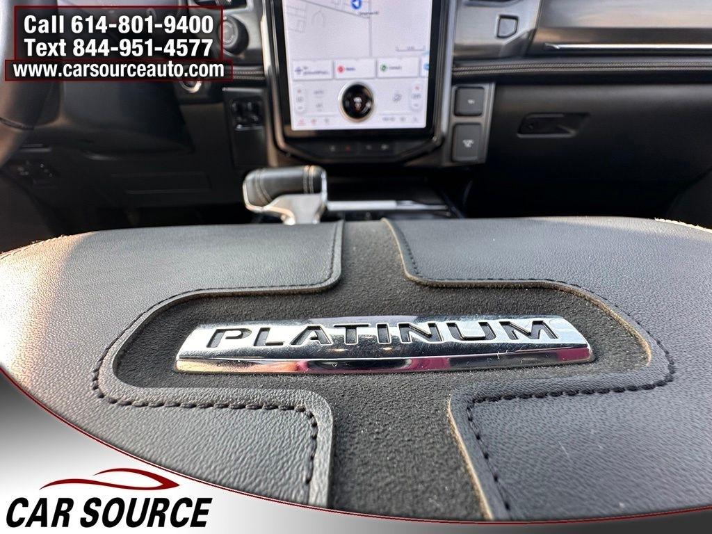 Ford F-150 Lightning  2022