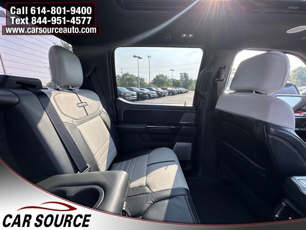Ford F-150 Lightning  2022