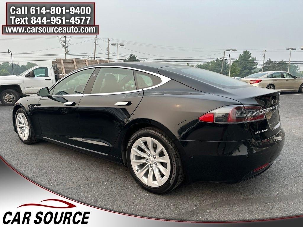 Tesla Model S  2018