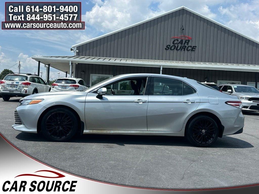 Toyota Camry  2020