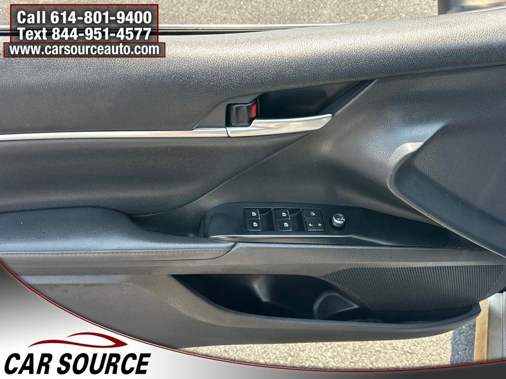 Toyota Camry  2020