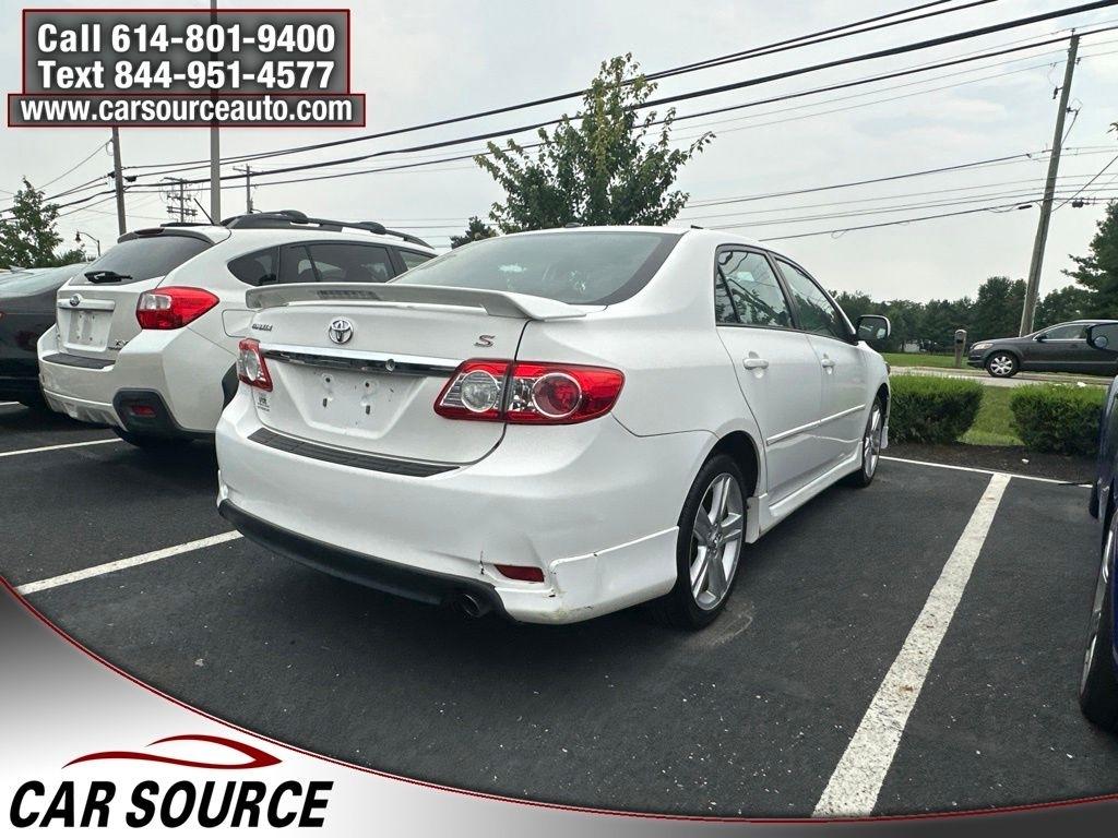 Toyota Corolla  2013