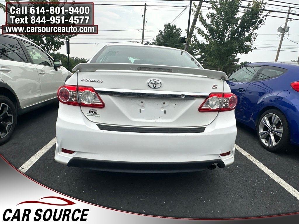 Toyota Corolla  2013