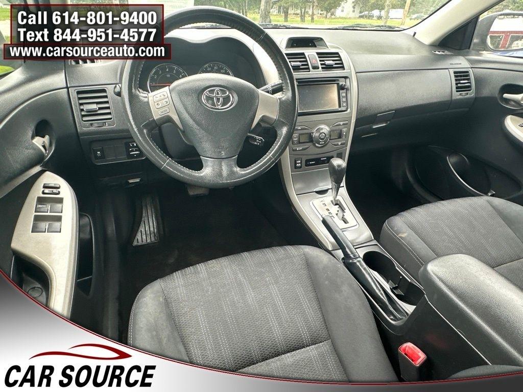 Toyota Corolla  2013