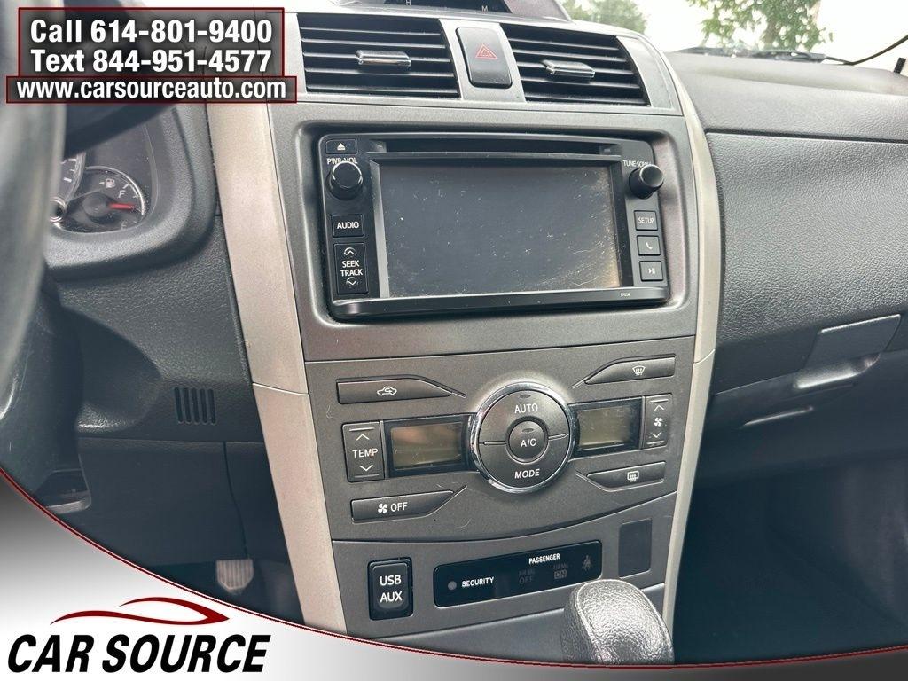 Toyota Corolla  2013