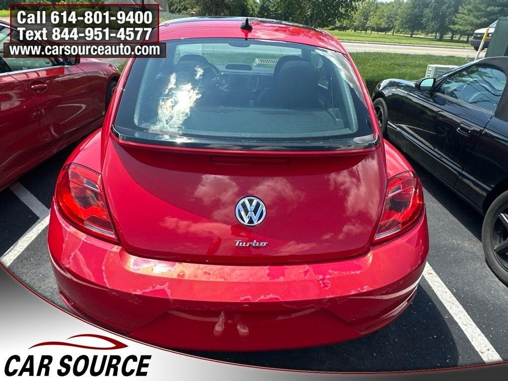 Volkswagen Beetle Coupe  2015