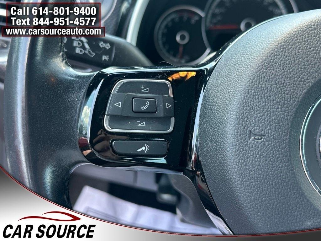 Volkswagen Beetle Coupe  2015