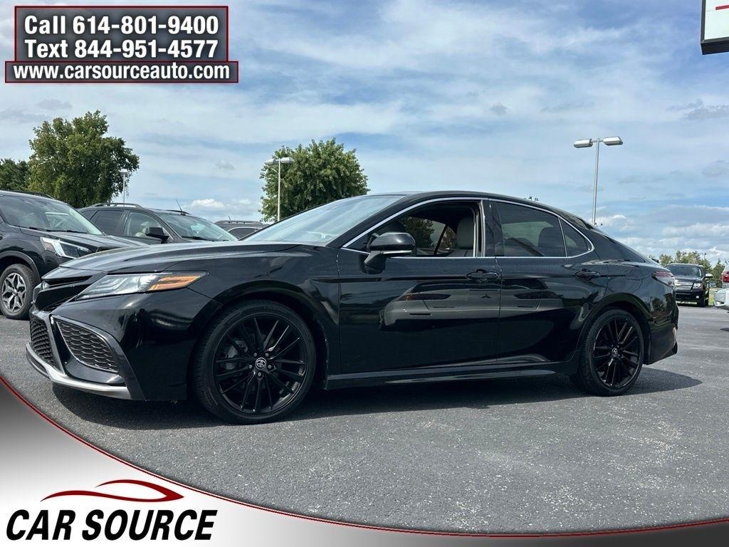Toyota Camry  2022