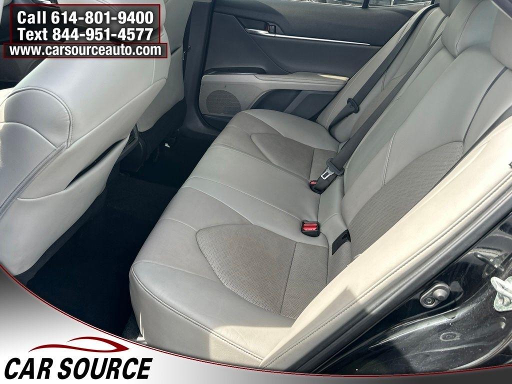 Toyota Camry  2022