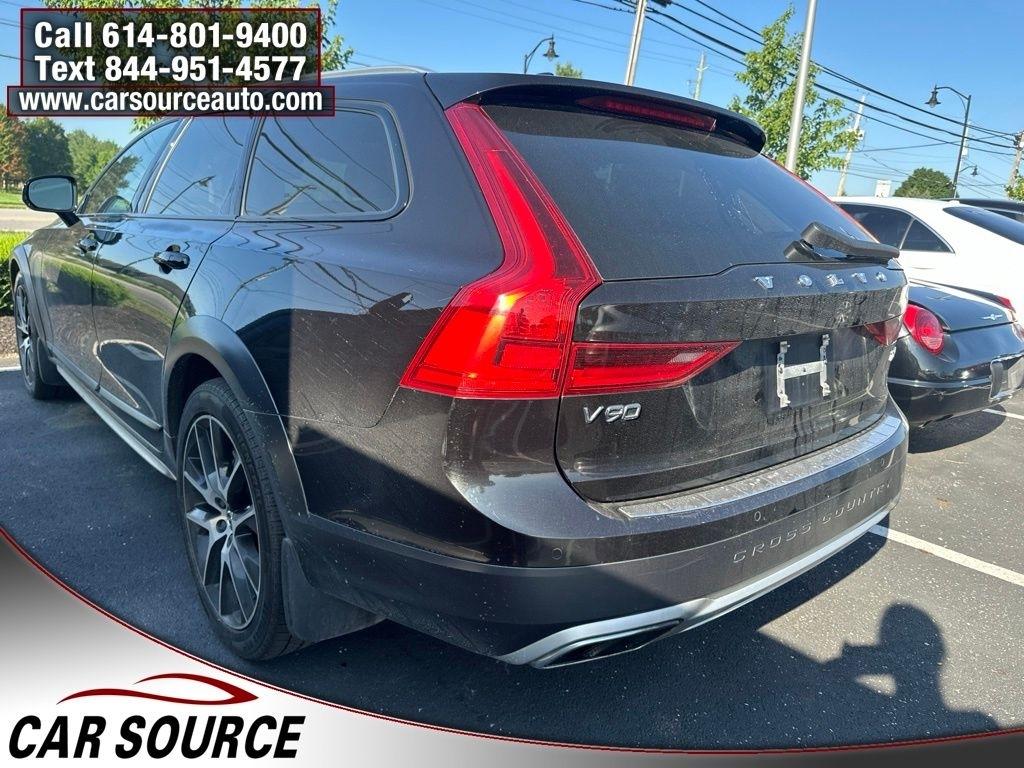 Volvo V90 Cross Country  2020