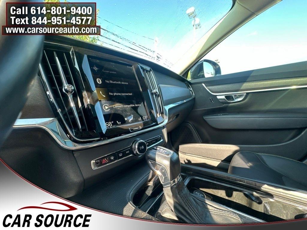Volvo V90 Cross Country  2020