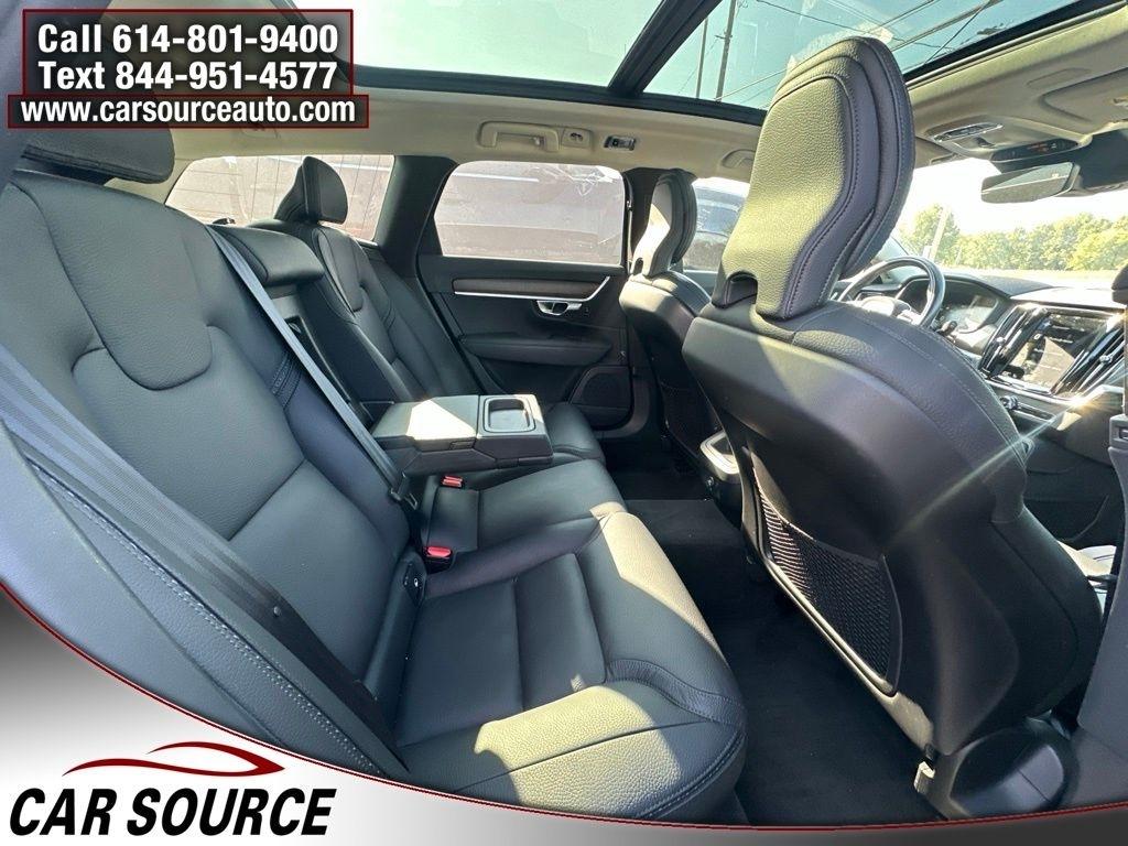 Volvo V90 Cross Country  2020