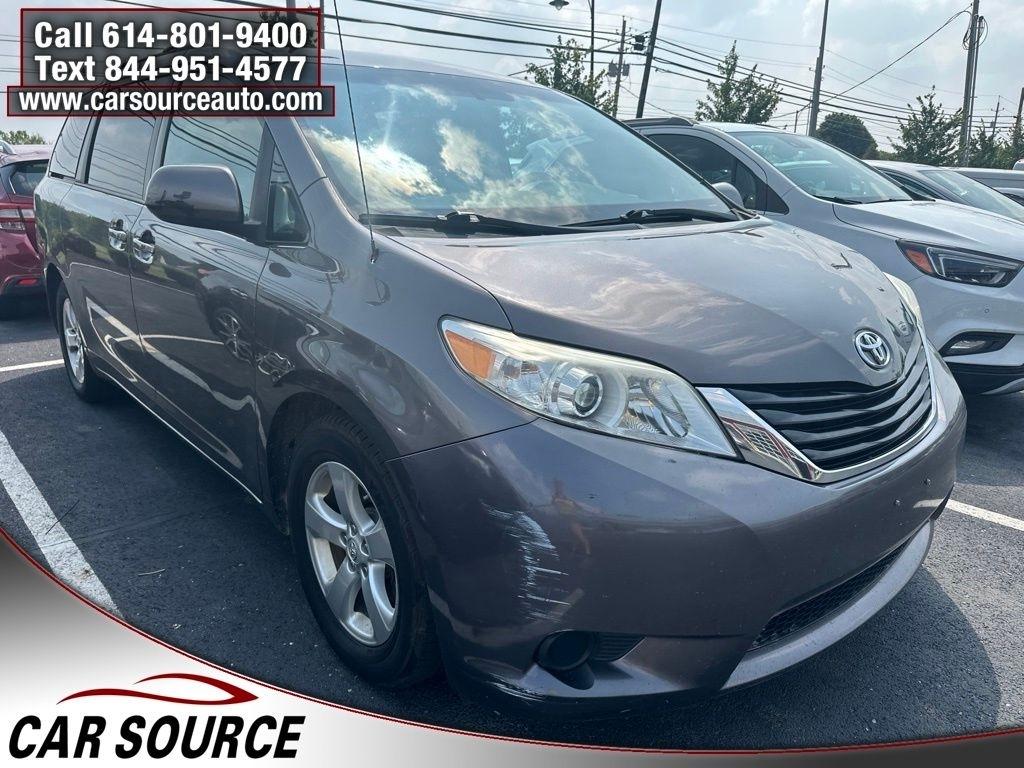 Toyota Sienna  2013