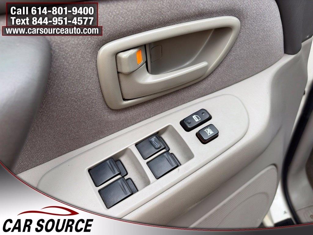 Toyota Tundra  2004