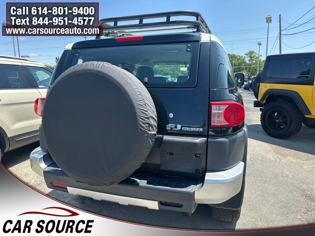 Toyota FJ Cruiser  2007
