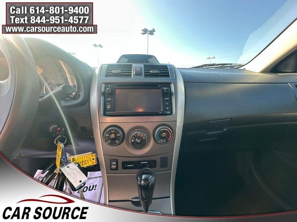 Toyota Corolla  2013