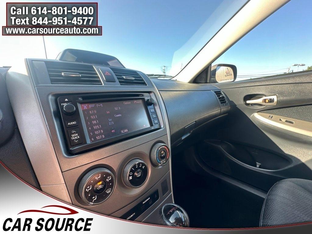 Toyota Corolla  2013