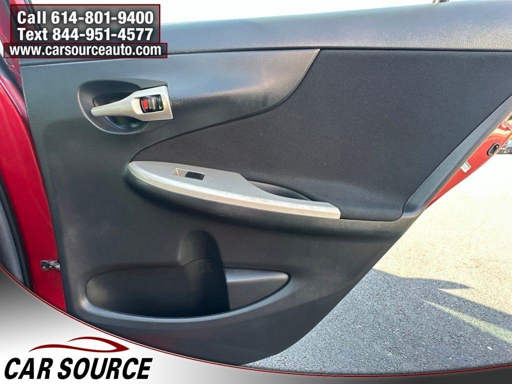 Toyota Corolla  2013