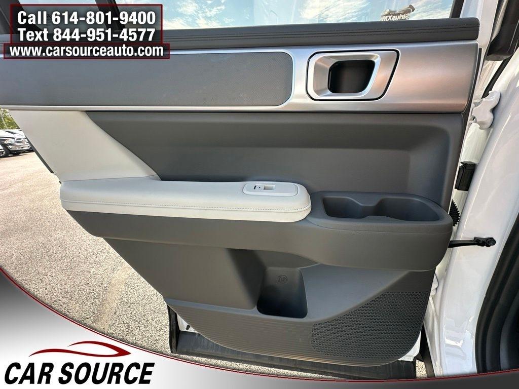 Hyundai Santa Fe Hybrid  2026