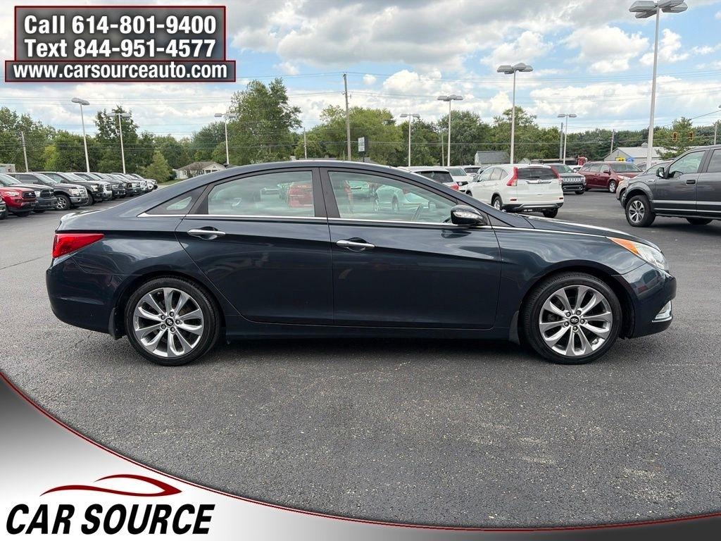 Hyundai Sonata  2012
