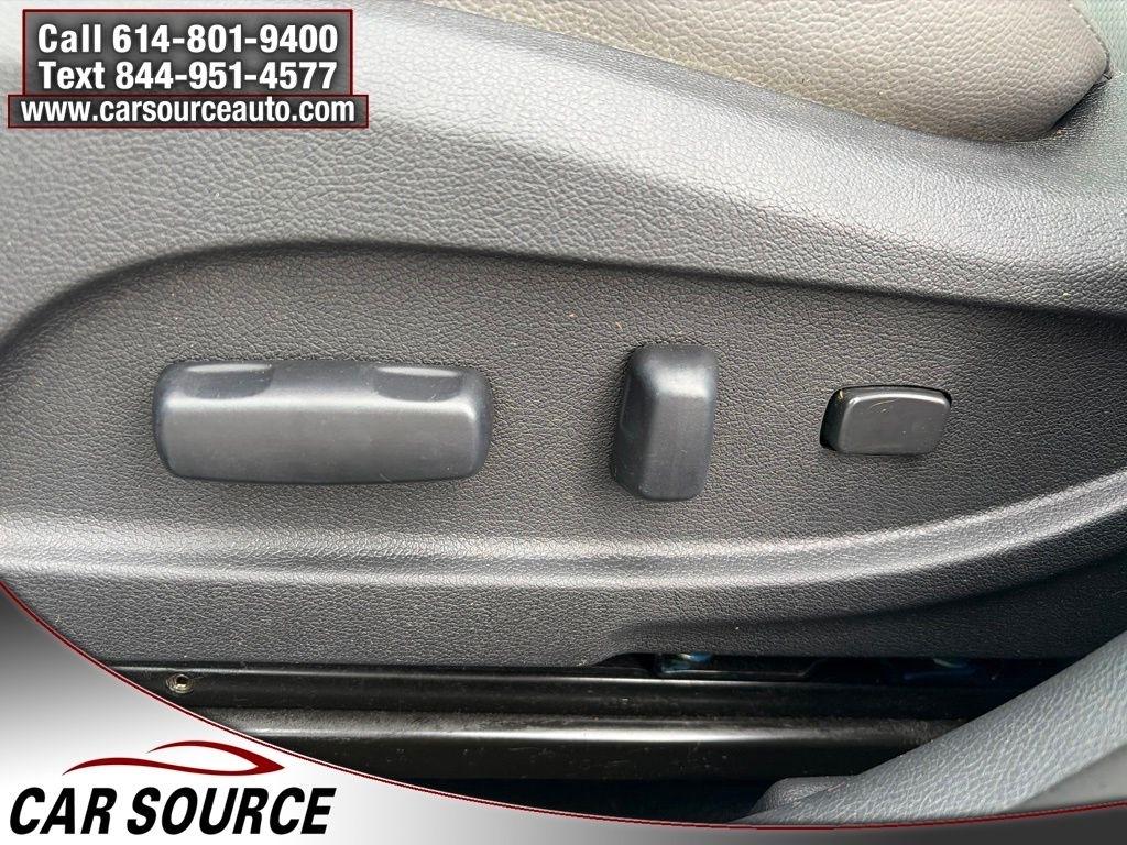Hyundai Sonata  2012