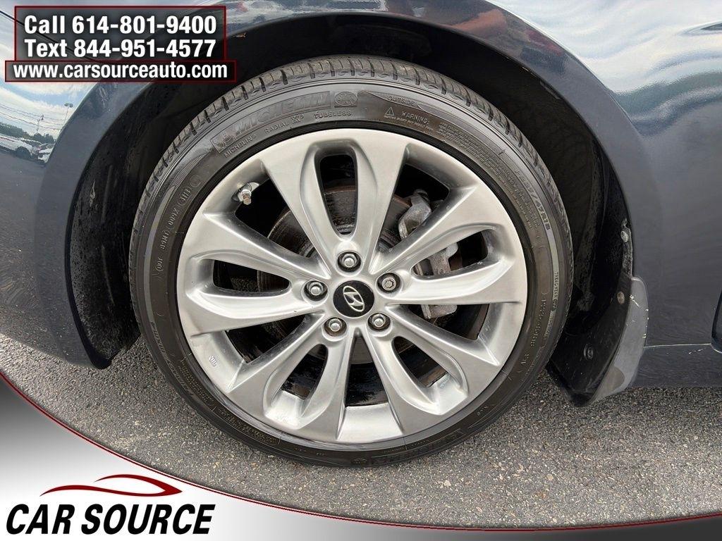 Hyundai Sonata  2012